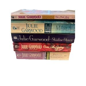 Julie Garwood Historical Romance Lot of 5 PB – Saving Grace, For the Roses, The
